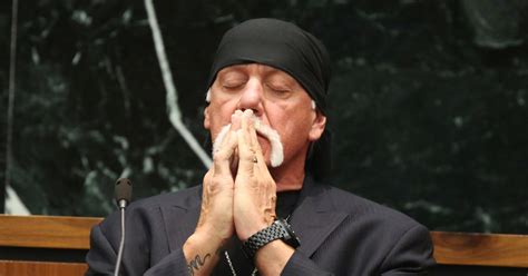 Hulk Hogan Exudes Calm In Second Day Of Sex Tape Trial Against Gawker