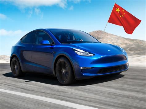 Electric cars, giant batteries and solar. Tesla réduit drastiquement le prix de son Model Y en Chine