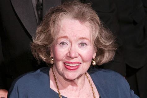 Mary Poppins Actress Glynis Johns Dies At Age 100 Latest News
