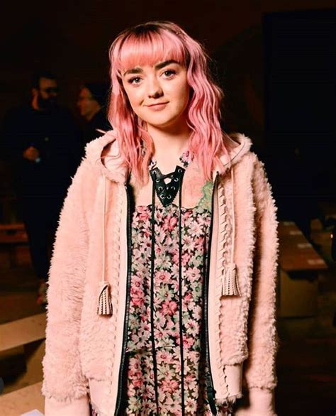 Pin By M V On — Maisie Williams Fashion Coat Fur Coat