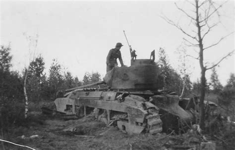 Lend Lease Matilda Ii Tank Eastern Front 1942 World War Photos