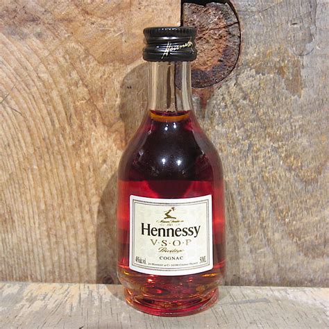 Hennessy Vsop Privilege 50ml Miniatures Oak And Barrel