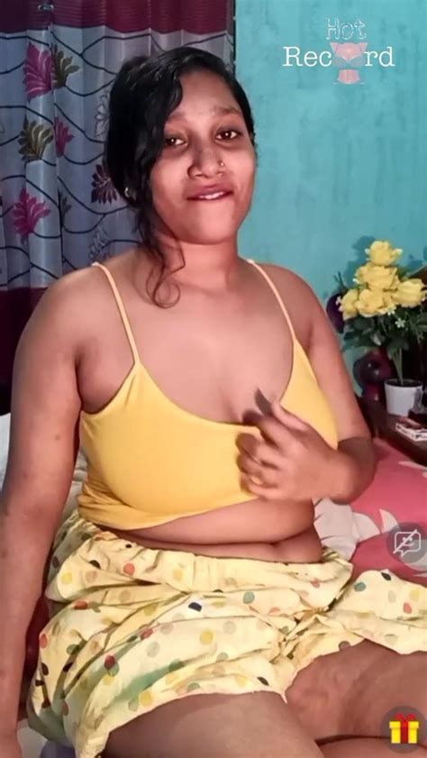 Desi Busty Bengali Girl Shows All Free Porn A Xhamster Xhamster