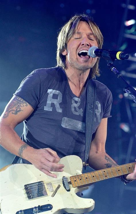 Скачивай и слушай keith urban female и keith urban female кантри 2018 на zvooq.online! Pin by Betsy Mathews on Keith Urban's Guitars | Keith ...