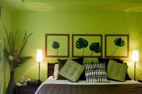 #werbung botanical/tropical green ist schon seit längerem im trend. 55 Ideen für grüne Wandgestaltung im Schlafzimmer ...