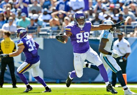 Minnesota Vikings DE Danielle Hunter one of the PFF 'Top 25 under 25'