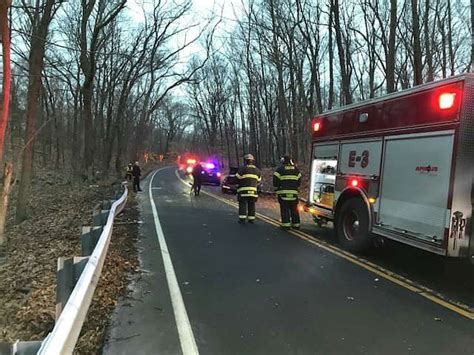 No Major Injuries In Route 136 Crash In Easton