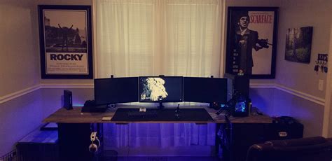 My Setup 2 Side Monitors Are Curved I Made The Desk Myself Its In