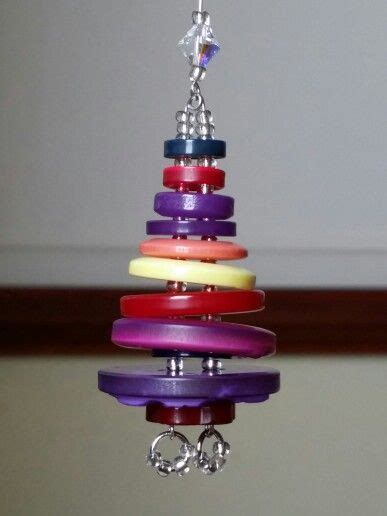 Button craft on Christmas tree | Button ornaments, Button ...