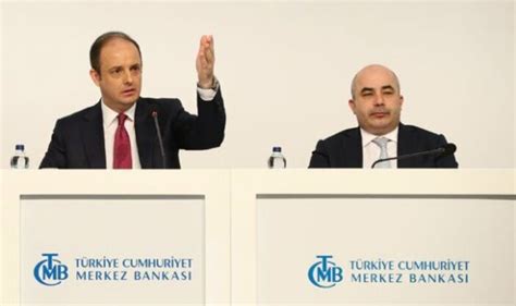 Merkez Bankası nda başkan değişti faiz indi