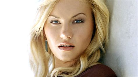 2560x1440 Resolution Elisha Cuthbert Lovely Portrait Wallpapers 1440p