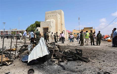Bush llega a una lima en alerta máximo. Atentado en Somalia deja al menos 5 muertos - COLIMA ...
