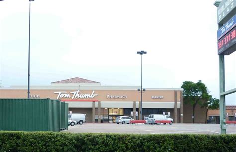 Maybe you would like to learn more about one of these? Skillman/LBJ Tom Thumb set for major renovation - Lake ...