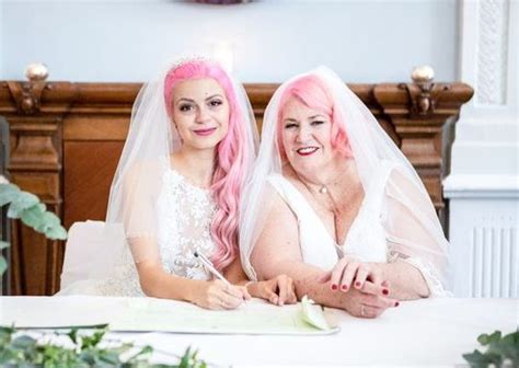 Is This Love 24 Year Old Lesbian Marries 61 Year Old Wife Who Is Older Than Her Mother