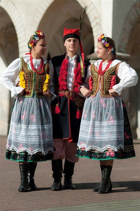 Folk Costumes From Kraków Poland [source Stroje Ludowy Folk