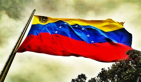 Venezuelans are to pick a new national assembly, but there's venezuela jails us oil executives for corruption. La Venezuela política entre gobierno y oposición