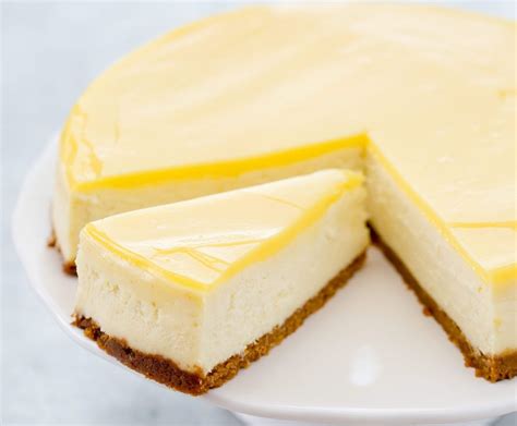 Alors, on se régale avec un délicieux biscuit croquant surmonté d'un fromage frais acidulé et d'une douce gelée au citron. Cheesecake au citron au thermomix - Recette Thermomix ...