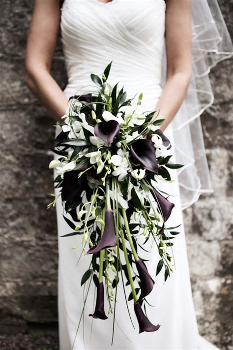 How Gorgeous Is This Elegant Shades Of Purple Calla Lilies Orchids