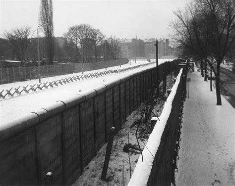 All About The Rise And Fall Of The Berlin Wall