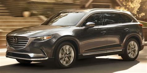 Every element of the interior space features exceptional design, superb craftsmanship and effortlessly. 2018 - Mazda - CX-9 - Vehicles on Display | Chicago Auto Show