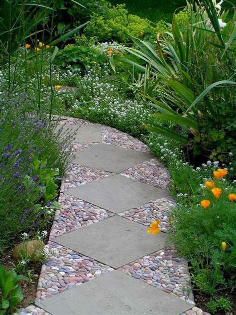 40 Simply Amazing Walkway Ideas For Your Yard Page 21 Of 40 Gardenholic