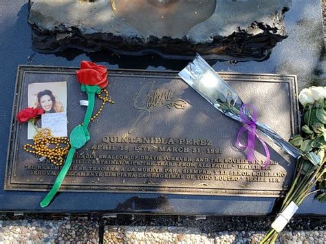 The Grave Of Selena Quintanilla Perez At Seaside Memorial Park Corpus
