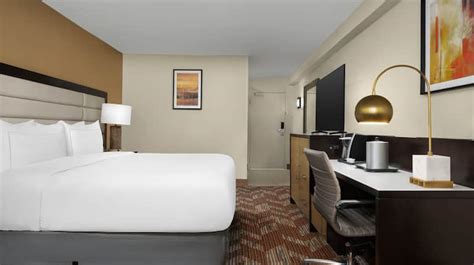 Doubletree By Hilton Greensboro Airport