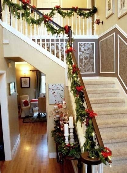 Your homemade garland can be simple or fancy, depending on what you use. How to Decorate your Holiday Stairs, Fireplace or Mantel ...