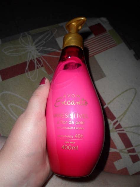 Tú eliges las horas que quieres dedicarle, por lo que puedes compaginar esta actividad con cualquier otra actividad. Glitter Star: Resenha linha Encanto Irresistível Avon ...