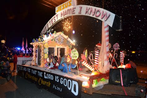 A couple of years ago we decided to build one that would last for years. Christmas Parade Round 1 | Sugar and Spice and Everything Tice