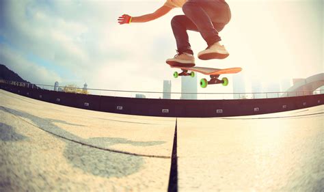 Learn These Fundamental Skateboarding Tricks
