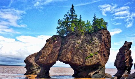 Hopewell Rocks New Brunswick 19 Unreal Places In Canada You Must See