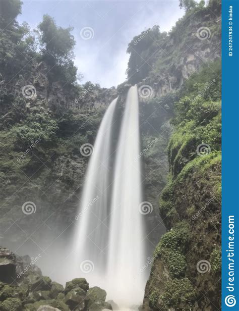 Beautiful Sriti Waterfall Motion Blur Stock Illustration Illustration
