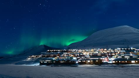 Svalbard An Alternative Way Of Living On Top Of The World Pointship