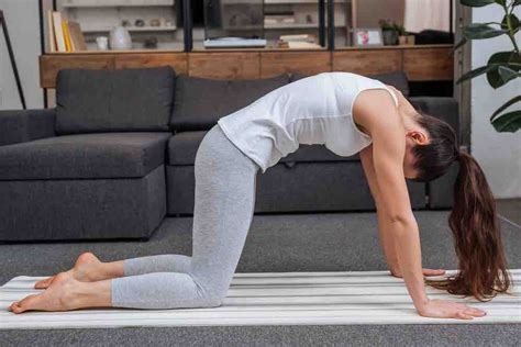 Postures De Yoga Simples
