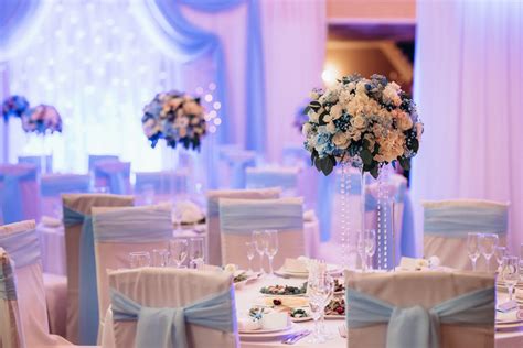 Advantages Of Choosing Banquet Halls For Your Event