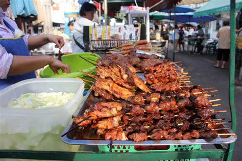 A Meat Lover S Guide To The Thai Street Meat Cart