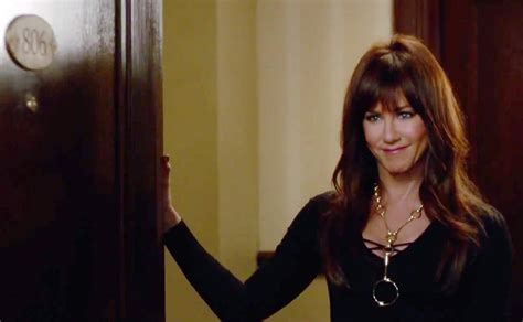 Kisah tersembunyi istri boss dengan karyawannya rekap film secret in bed with my boss (2020). Movie Review: Horrible Bosses 2