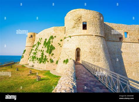 Castello Aragonese Aragon Castle In Ortona Trabocchi Coast Abruzzo