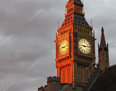 Big Ben At Sunset — Stock Photo © Tamifreed 18999425