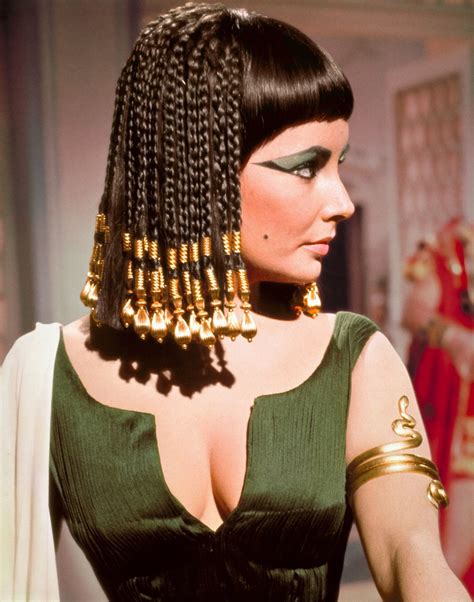 rare and beautiful color photos of elizabeth taylor portrayed the egyptian queen cleopatra 1963