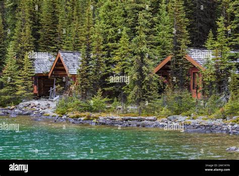 Cabins Lake Ohara In British Hi Res Stock Photography And Images Alamy