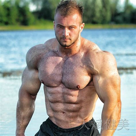 Muscle Lover Croatian Bodybuilder Pero Tomas