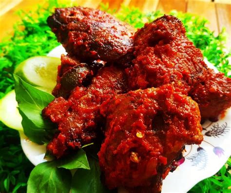 Udang balado or sambal goreng udang is a hot and spicy shrimp dish commonly found in indonesian cuisine.2 it is made of. Resep Ikan Tongkol Balado Pedas yang Mudah Bikinnya
