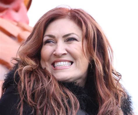 Jo Dee Messina On Battling Cancer “i Know That God Has Me”