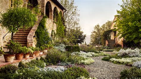 19 авг 2014890 554 просмотра. Under the Tuscan Sun: Garden Designer Luciano Giubbilei's ...