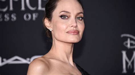 Depresión e intento de suicidio la difícil vida de Angelina Jolie a