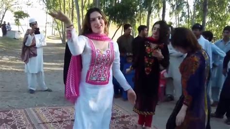 Hot New Super Hit Pashto Girls Dance Song 2017 Youtube