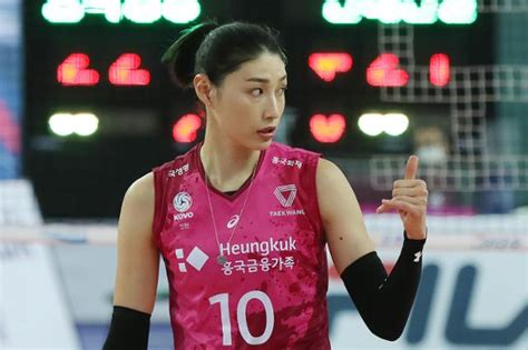 사과 직후 이다영이 김연경 선수의 인스타그램을 언팔했기 때문이다. 김연경 "세리머니 조심스러운 건 사실, 자제하려 한다"