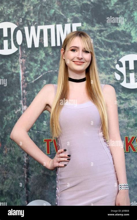 Los Angeles Ca Usa 19th May 2017 Zoe Mclane At Arrivals For Twin Peaks Premiere Part 2